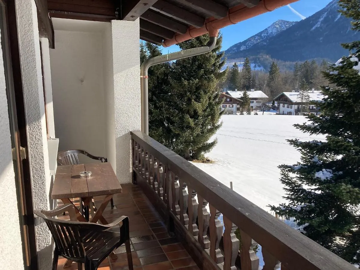 Gaestehaus Menkenbauer Ruhpolding Pensjonat