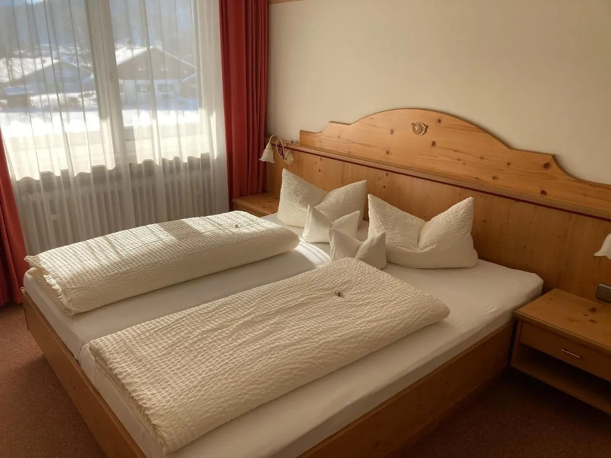 Gaestehaus Menkenbauer Ruhpolding Germany