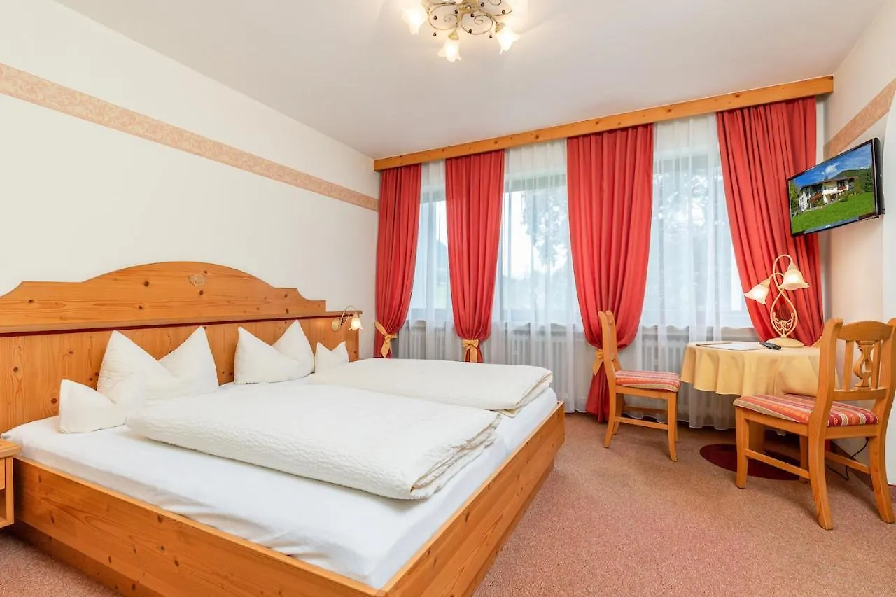 Gaestehaus Menkenbauer Ruhpolding 3*,  Germany