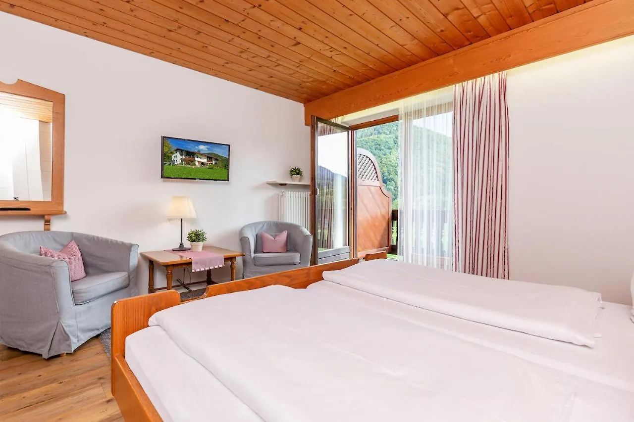 Guest house Gaestehaus Menkenbauer Ruhpolding