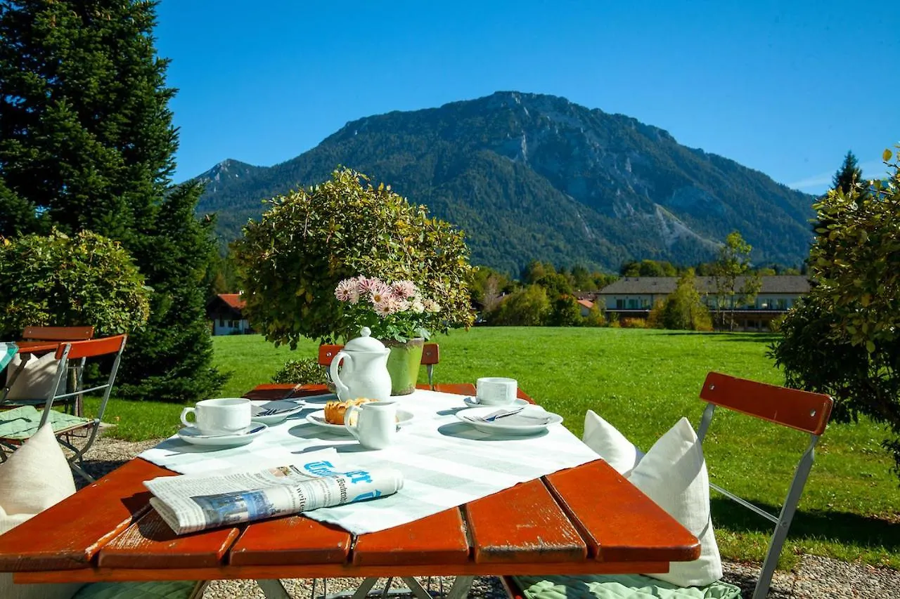 Guest house Gaestehaus Menkenbauer Ruhpolding
