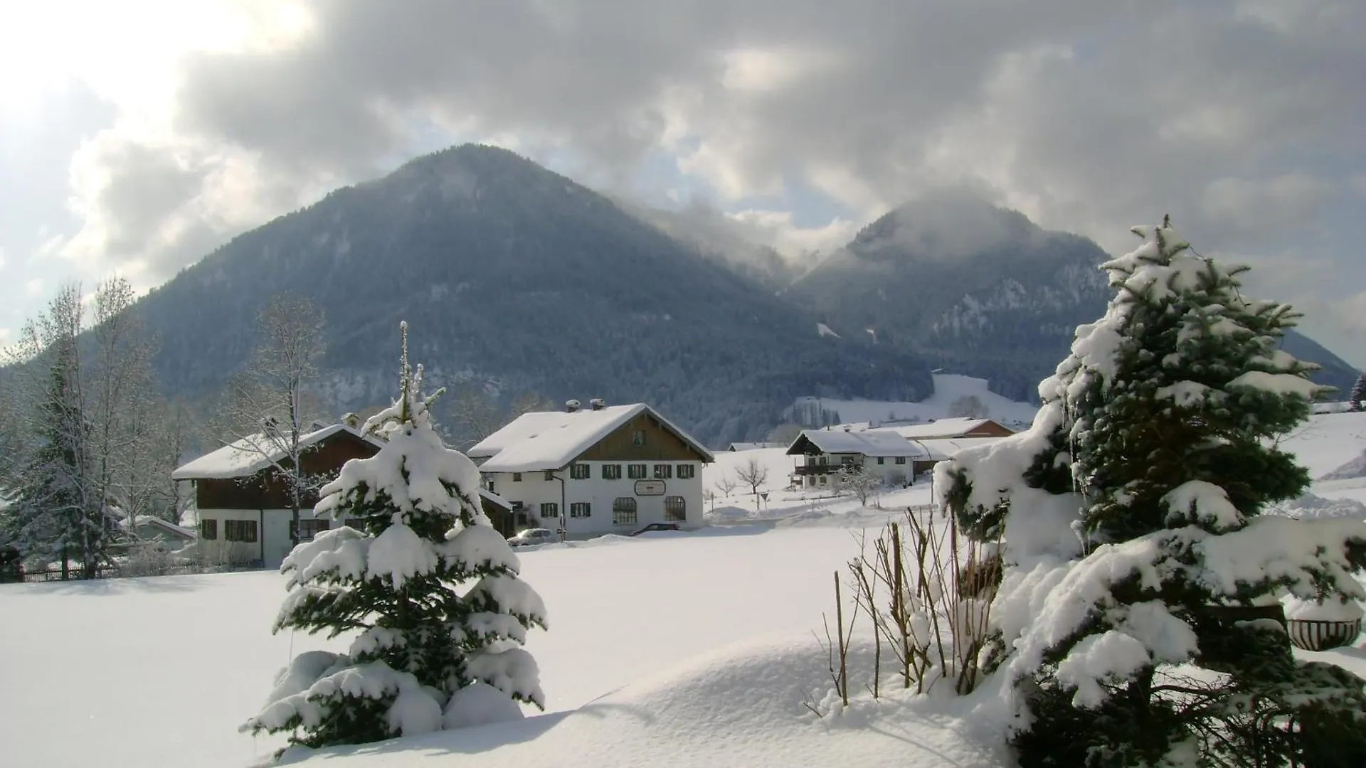 Gaestehaus Menkenbauer Ruhpolding Guest house