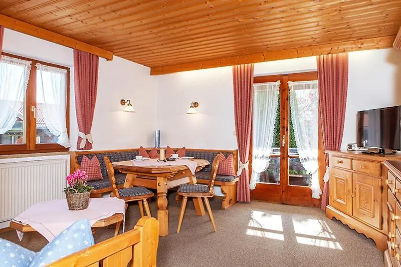 Gaestehaus Menkenbauer Ruhpolding 3*,  Germany